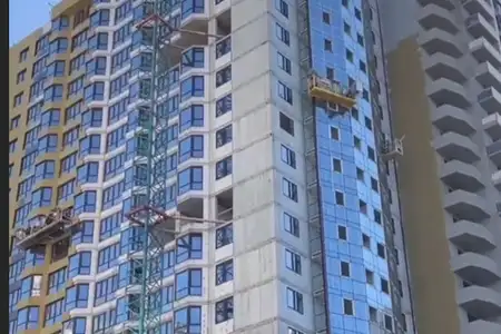 Березень 2024