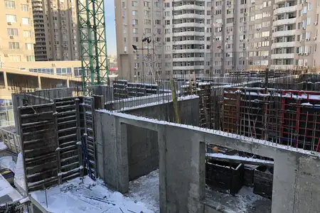 Січень 2021