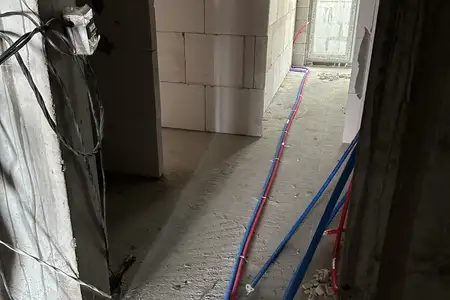 Серпень 2023